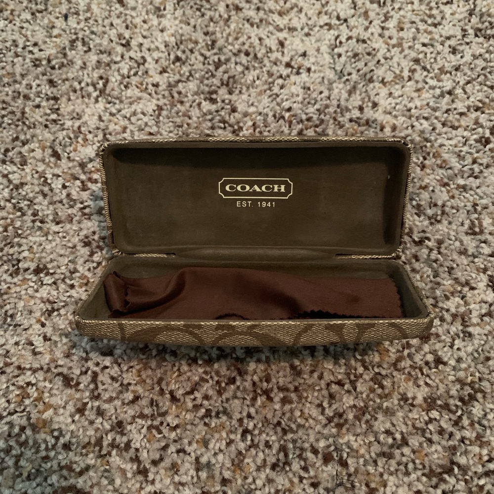 Coach glasses case with cloth